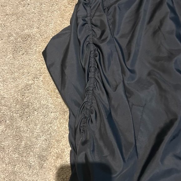 Fabletics Black Bomber Windbreaker Jacket for Women - Picture 5 of 7